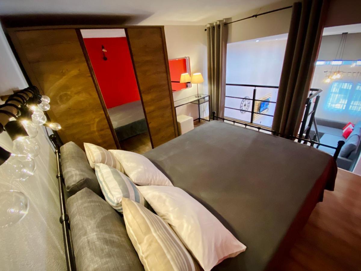 48 Downtown Lofts Apartamento Néa Péramos Exterior foto