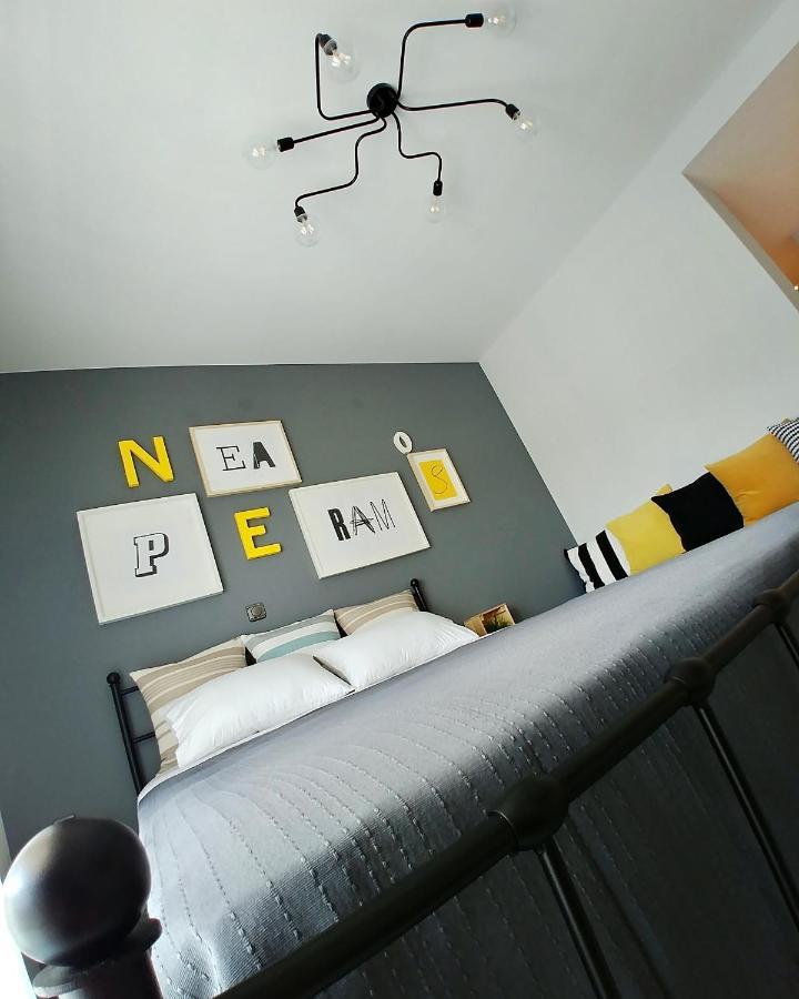 48 Downtown Lofts Apartamento Néa Péramos Exterior foto